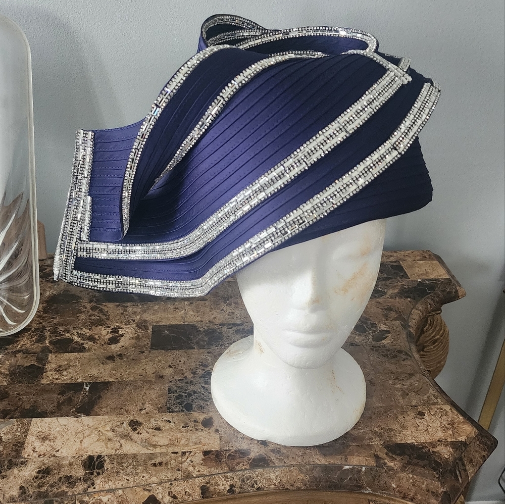 Womens Church hat